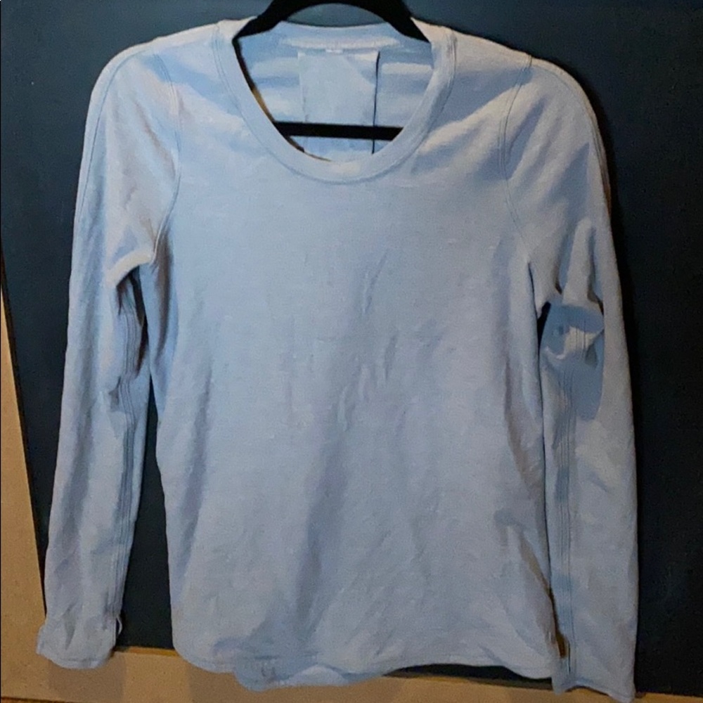 Lululemon top